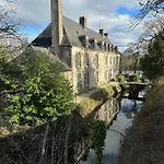 Chateau Du Fresne Champeon