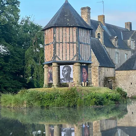 Château Du Fresne Alojamento de Acomodação e Pequeno-almoço