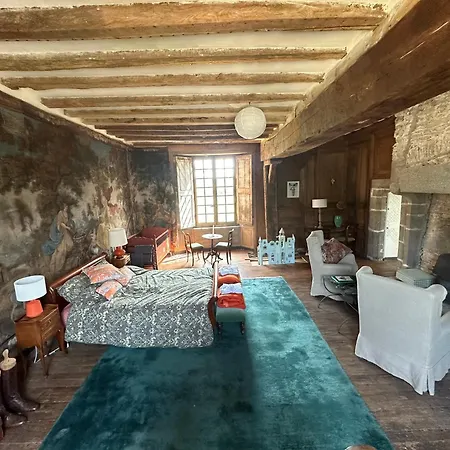 Chateau Du Fresne 住宿加早餐酒店 *