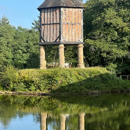 Alojamento de Acomodação e Pequeno-almoço Château Du Fresne