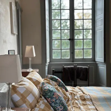 Château Du Fresne Alojamento de Acomodação e Pequeno-almoço Champeon