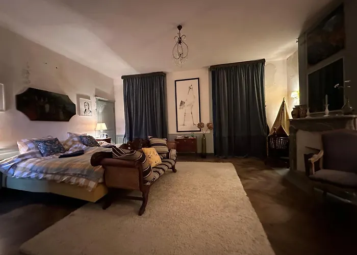 Bed & Breakfast Chateau Du Fresne *