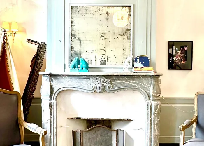 Couette-café Château Du Fresne Champeon