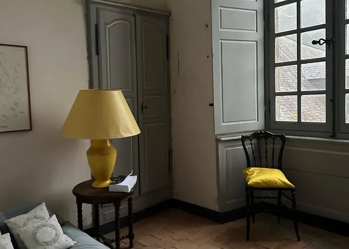 Château Du Fresne Couette-café Champeon