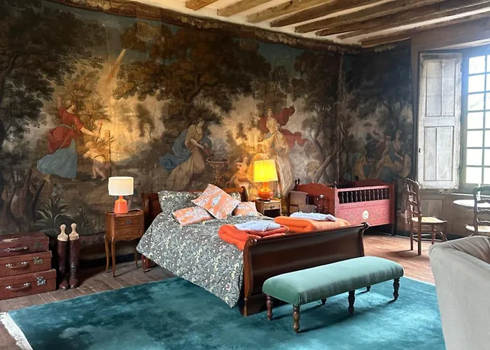 Couette-café Château Du Fresne *